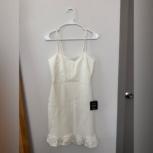 Lulus White Ruffle Hem Mini Dress – NWT – Size S